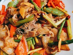 -三江源美食城