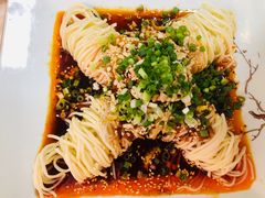 剁椒鱼头-云梦庭·剁椒鱼头(银泰中心in99店)