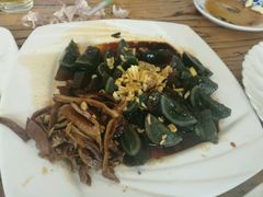 -溢心园香河肉饼总店