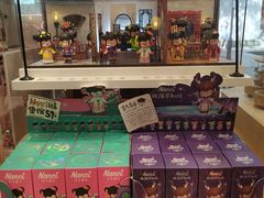 -猫的天空之城概念书店(杭州南宋御街店)