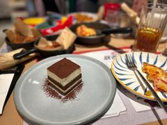-必胜客(大宁路店)