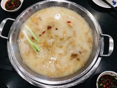 -老来福·非遗酸汤兔(凯旋路店)
