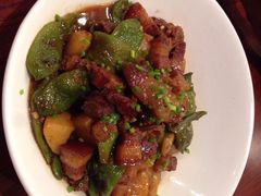 红烧肉炖油豆角-小土豆北方菜馆(文慧园店)