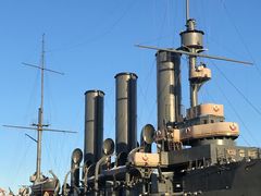 -阿芙乐尔号巡洋舰