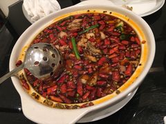 香辣馋嘴牛蛙-亢龙太子酒轩(东湖店)