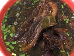 -小龙大肉面馆