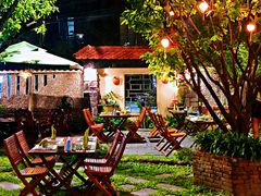 -Lam Vien Restaurant