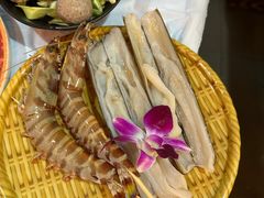 -鲜入围煮花胶鸡海鲜火锅