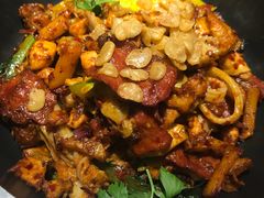 -鸿通城购物中心