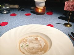 -弦月窗LUNETTE BY AMANDA(复兴路店)