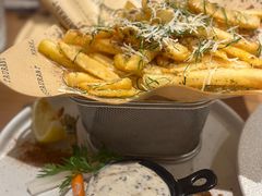 -Mark&Mars Restaurant