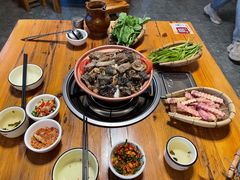 -阿婆情腊排骨火锅(金虹路店)
