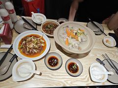 -叁煨蹄花·下饭盐帮菜(人民广场店)