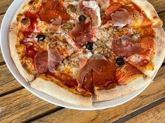 -城市大道红炉披萨烘焙坊