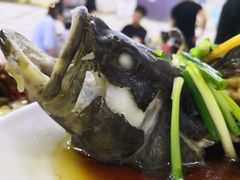 -小辣妹川味海鲜加工店(第一市场椰风巷店)
