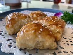 蜜汁叉烧酥-龙的酒楼·手工早茶·顺德菜(近良路店)