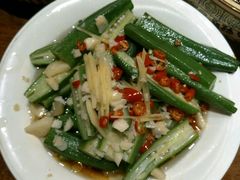 -赖胖子肉蟹煲(临川万象新城店)