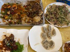 -鑫渔港海鲜本地菜·山海关浑锅(东戴河店)