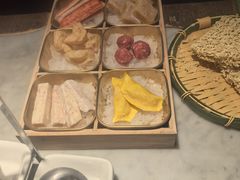 -尚尚仙·酸汤猪手·猪肚鸡火锅(华联万柳购物中心店)