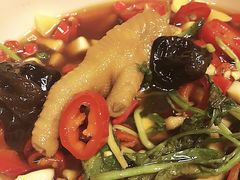 吮指酸辣鸡脚-野到家·松茸鸡汤松茸饺(龙津中路店)
