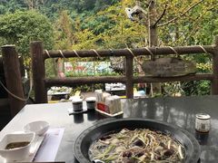 -楠柏弯休闲山庄(梨花溪店)