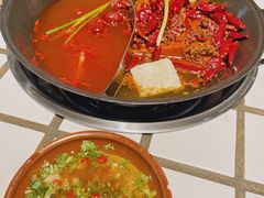 -贰回巷火锅馆(钟楼店)