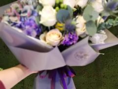 -谷莠子花艺·气球派对·绿植造景·花艺沙龙(金光华广场店)