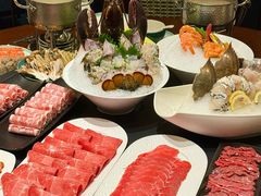 -余欢领鲜火锅(新街口店)