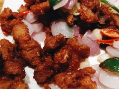 柠檬叶酥小排-老滇山寨•云南特色菜•地方菜•民族风情歌舞表演(金碧店)