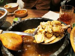 野生菌石锅土鸡-蘑界·野生菌火锅(深业上城店)