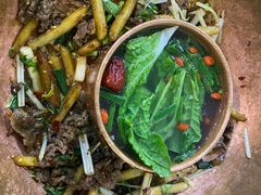 -牛喵喵铜锅牛肉馆