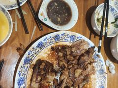 -老天桥酱肉烧饼夹肘子(天桥店)