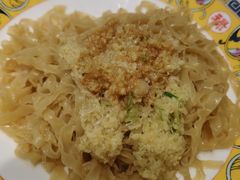 -六禄面家(芳和分店)