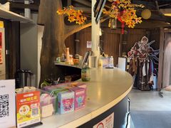 -暴风岛沉浸式体验馆(百联世纪店)