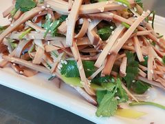 -金牌餐厅·天津菜·八珍豆腐·老爆三(瓷房子店)