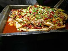 -叹鱼风尚烤鱼餐厅