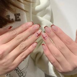 -悦指间美甲美睫