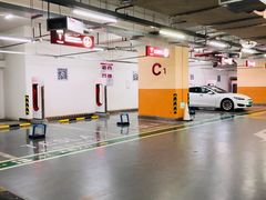 -环球港-停车场