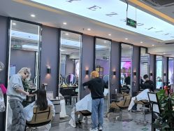 -藤野造型烫染·漂发