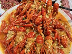 -乡土黄·鲜牛肉火锅·小龙虾(兴业街店)