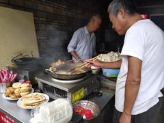 -仓桥直街臭豆腐