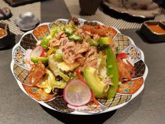 -铭牛烧肉·和牛海鲜自助(高新月牙湖店)