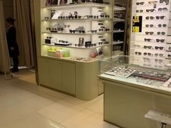 -宝岛眼镜(群光广场店)