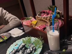 -山川小町·极番烧肉(新地假日广场店)