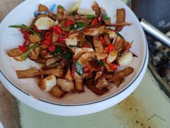 -陈大锅·岳阳鱼馆·地道岳阳菜(美食街店)