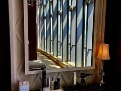 -珠海瑞吉酒店游泳池