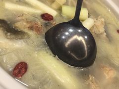 -沙龙宴(夷陵广场店)
