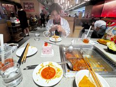 -海底捞火锅(宝龙广场夜宵主题店)