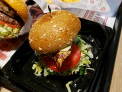 -The Habit Burger Grill 哈比特汉堡(复兴soho店)