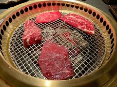 -铭牛烧肉·和牛海鲜自助(高新月牙湖店)